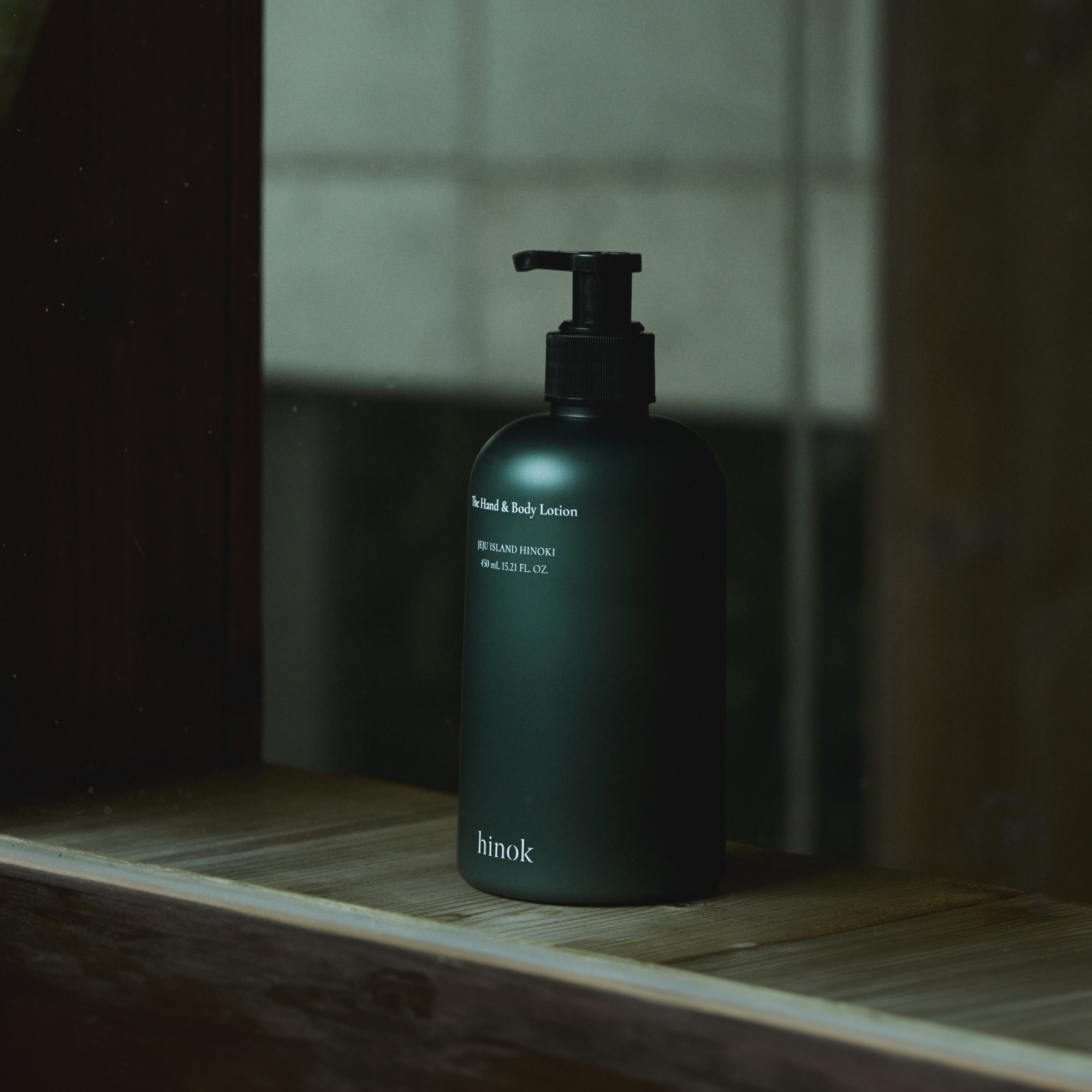 The Hand and Body Lotion 15.2 fl oz (450mL)