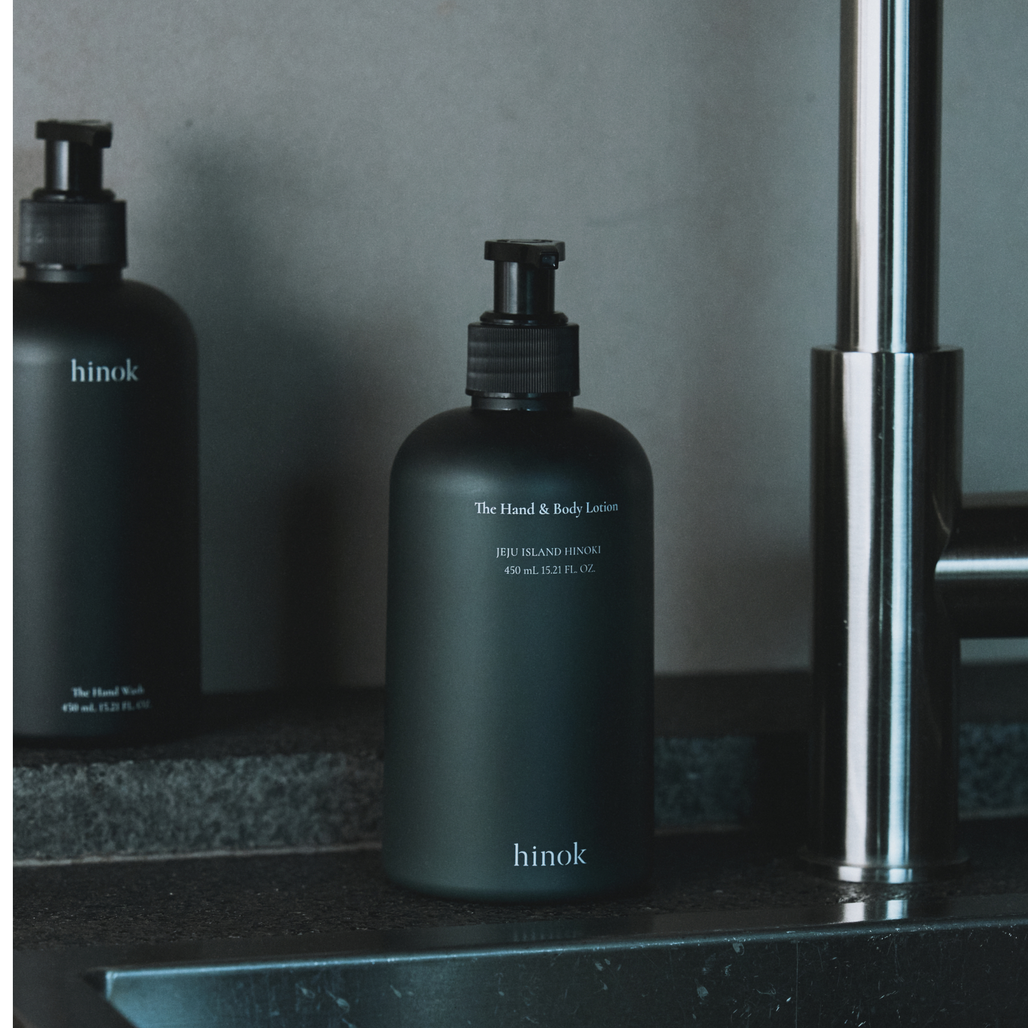 The Hand and Body Lotion 15.2 fl oz (450mL)
