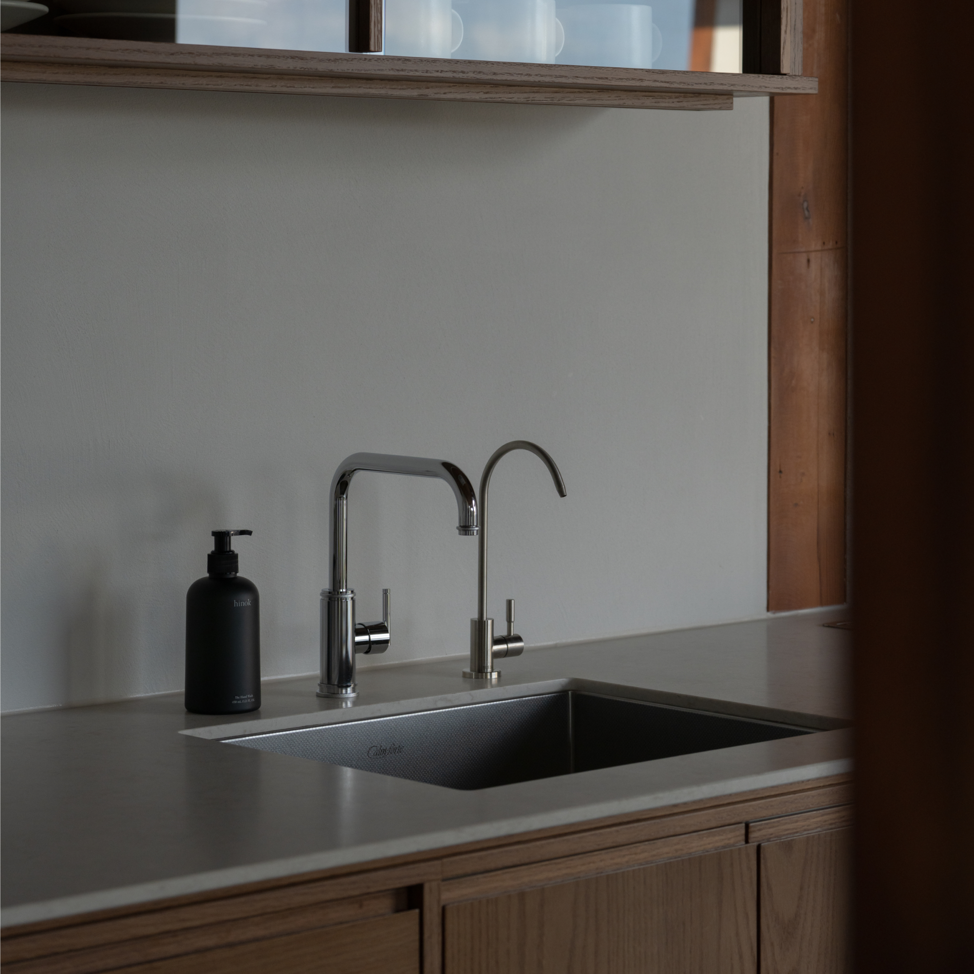 The Hand Wash: refillable Jeju cypress | hinok