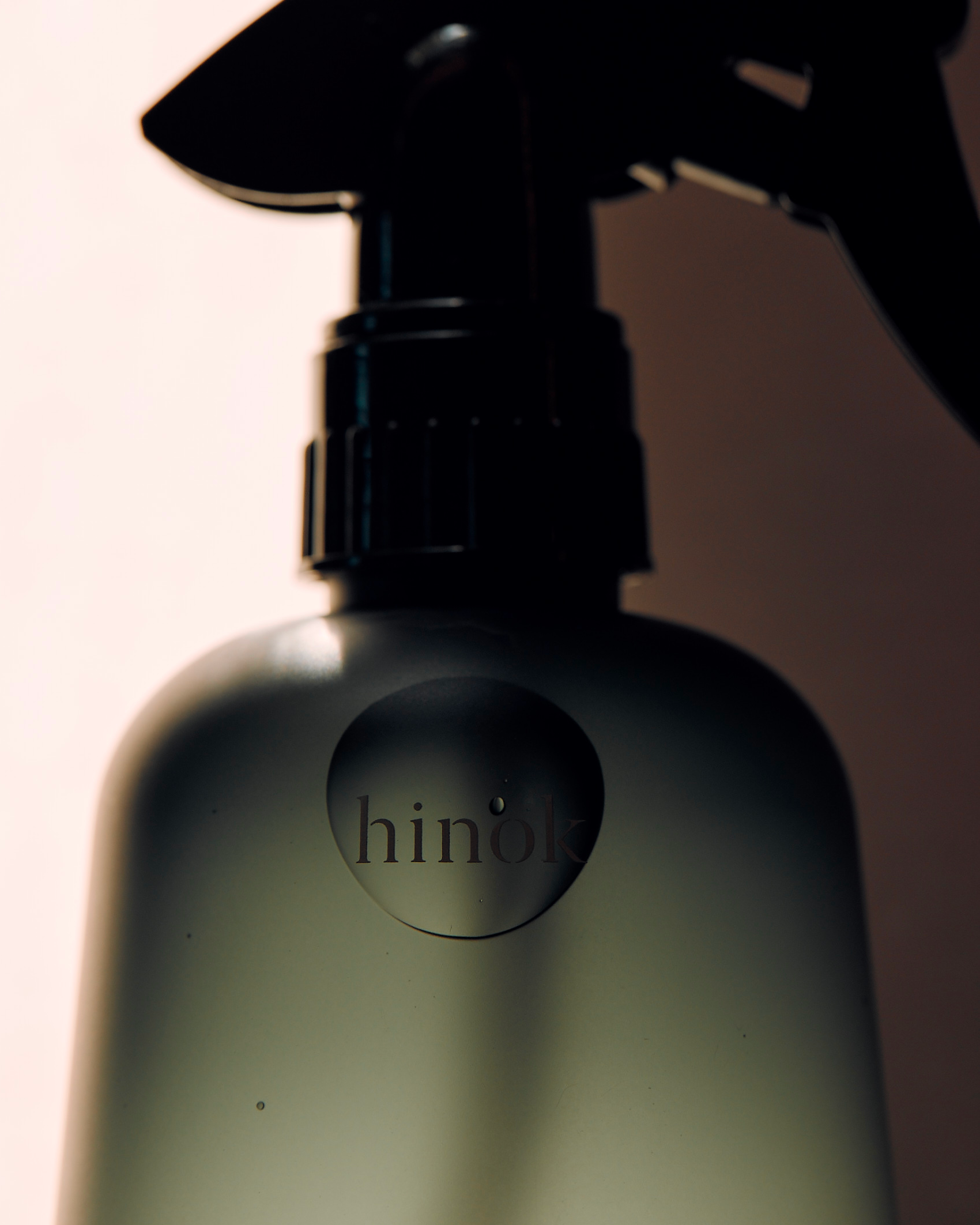 Neutralizes, not masks.